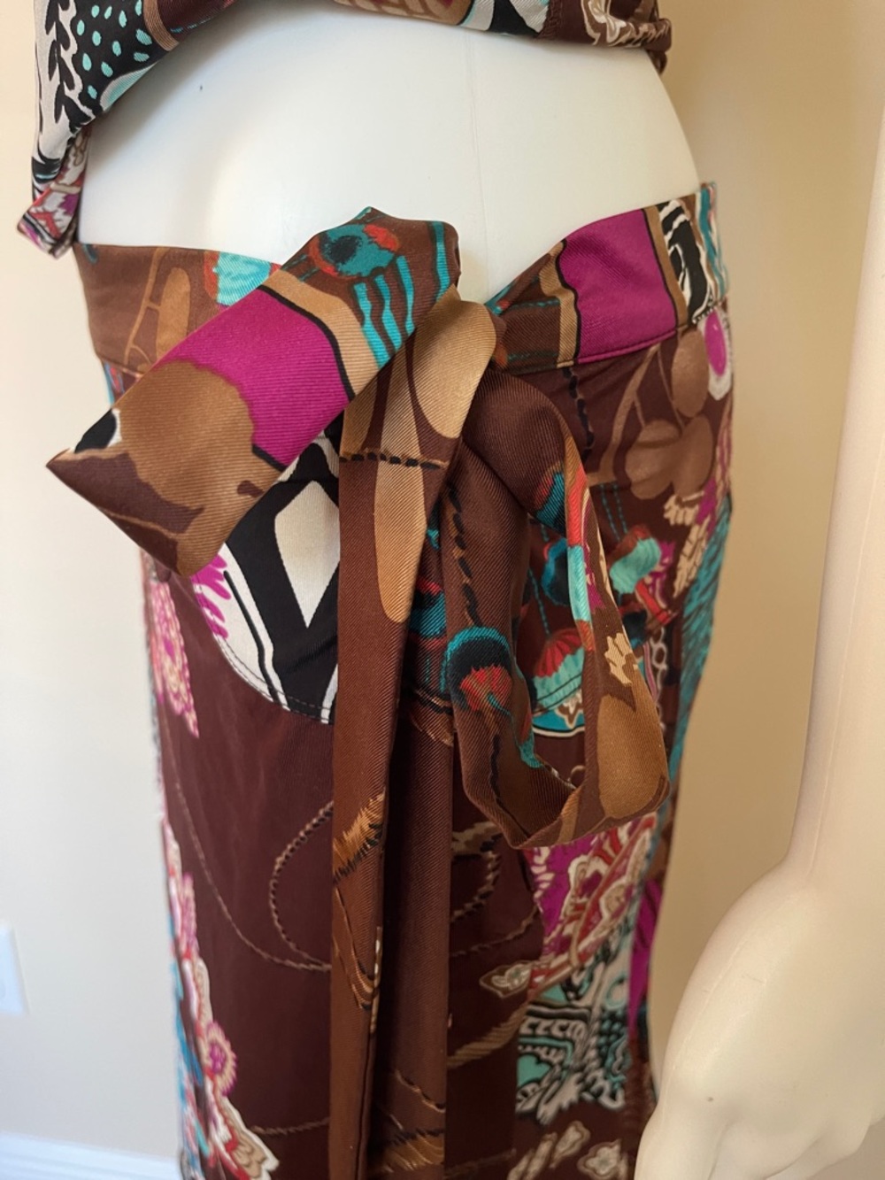 Brown Floral Print Tie-Waist two piece Dress - Picture 6 of 16